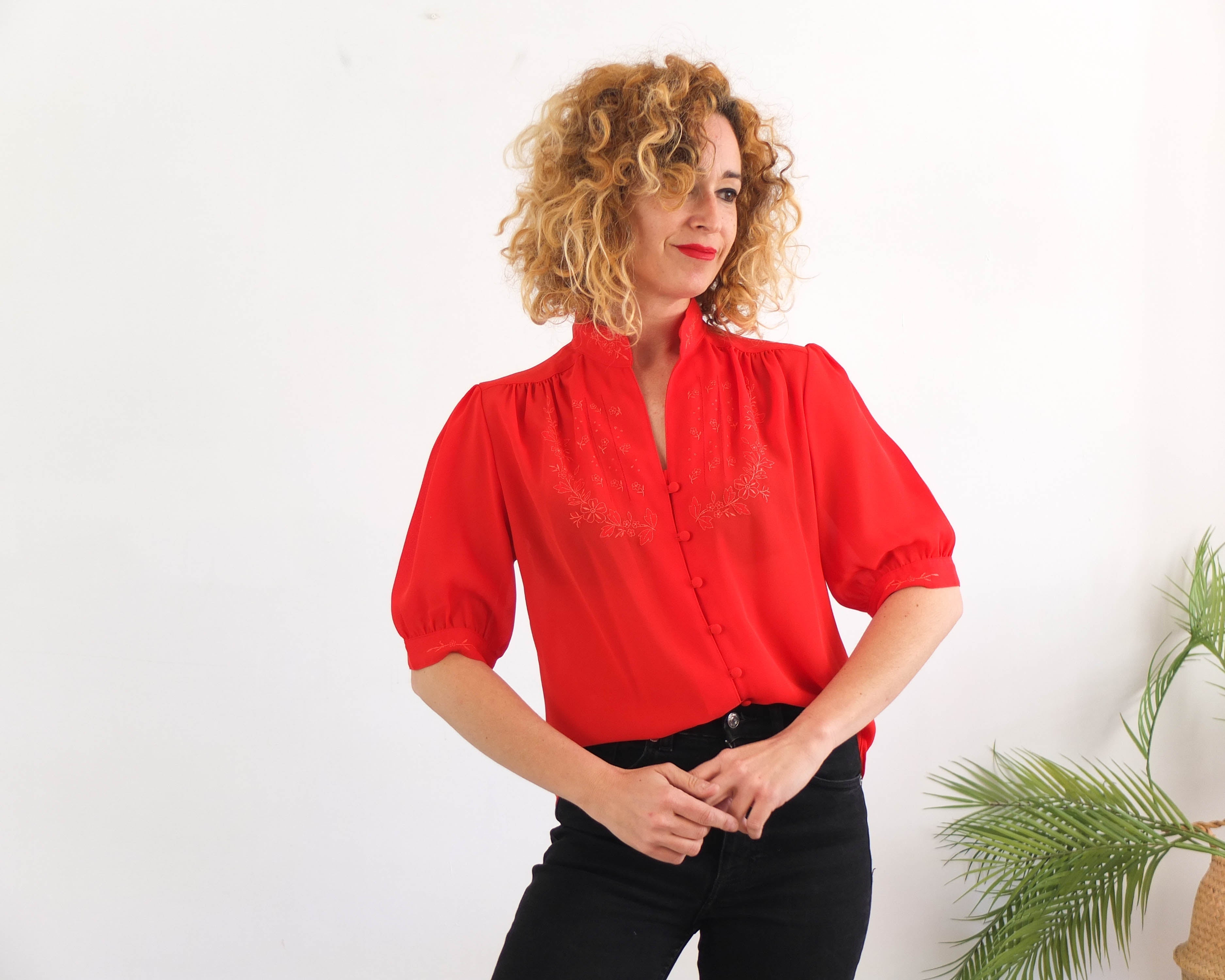 Vintage Blouses & Button Down
