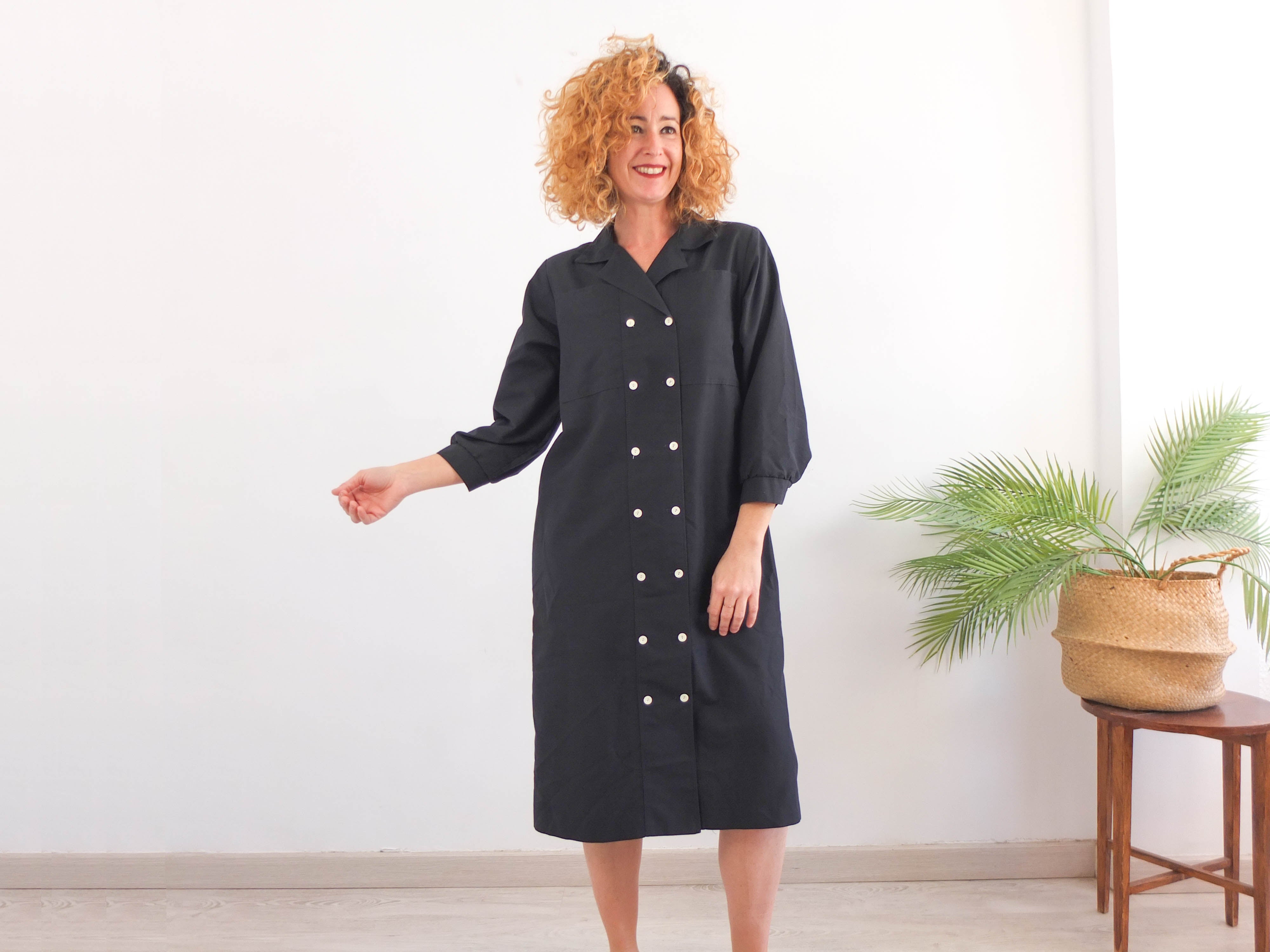 Vestido negro midi 80s vintage con botones
