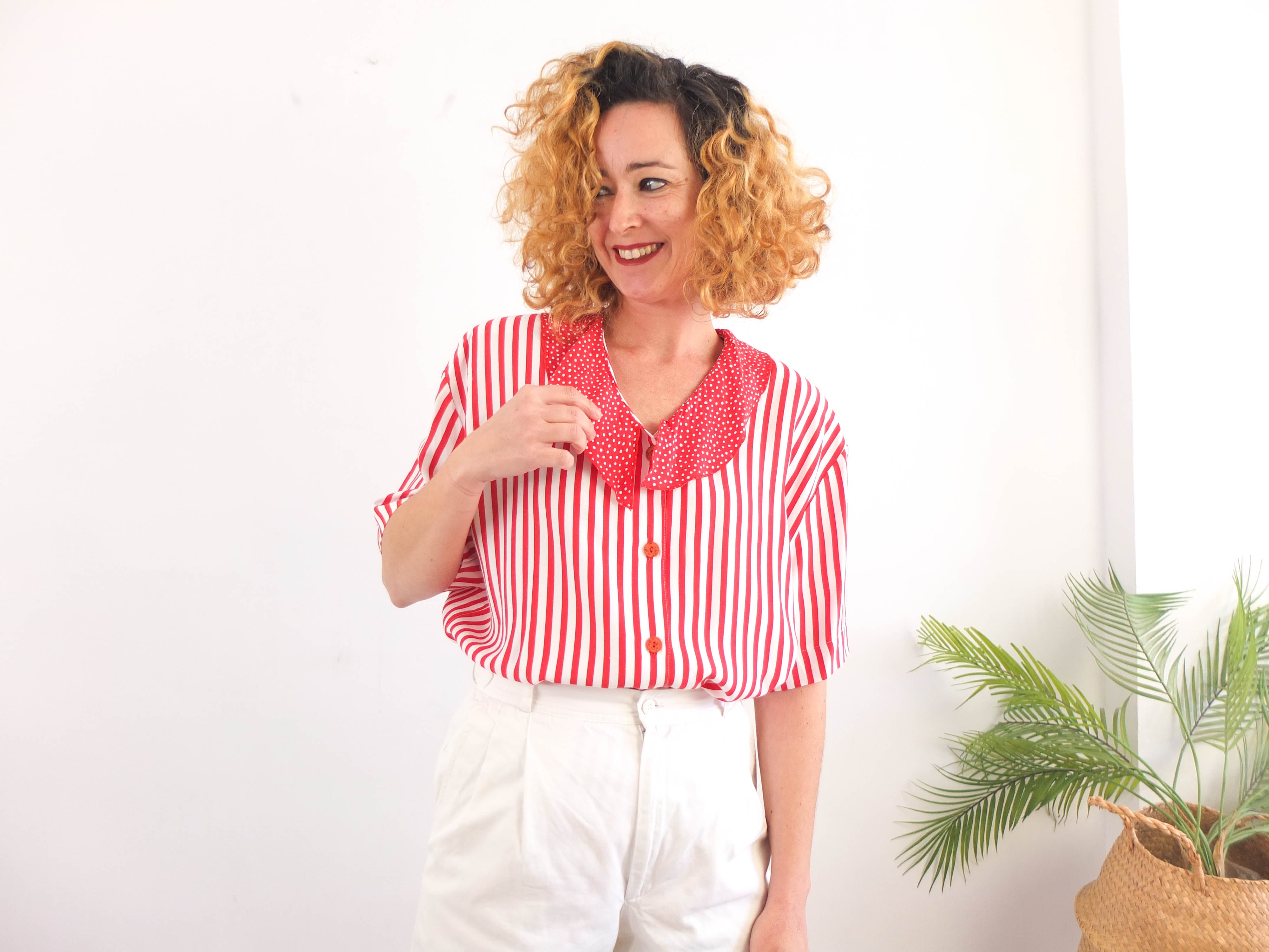 Vintage 80s red striped sailor collared blouse - Size M/L