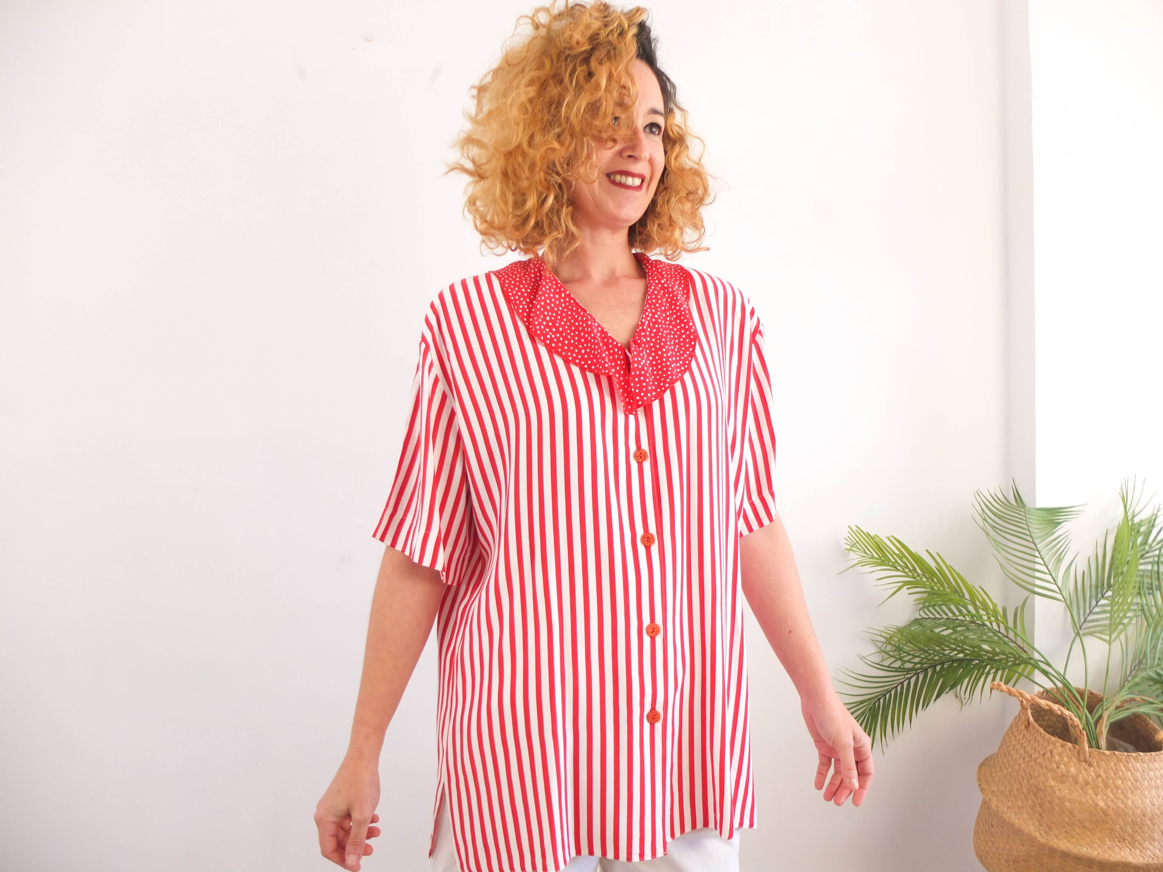 Vintage 80s red striped sailor collared blouse - Size M/L