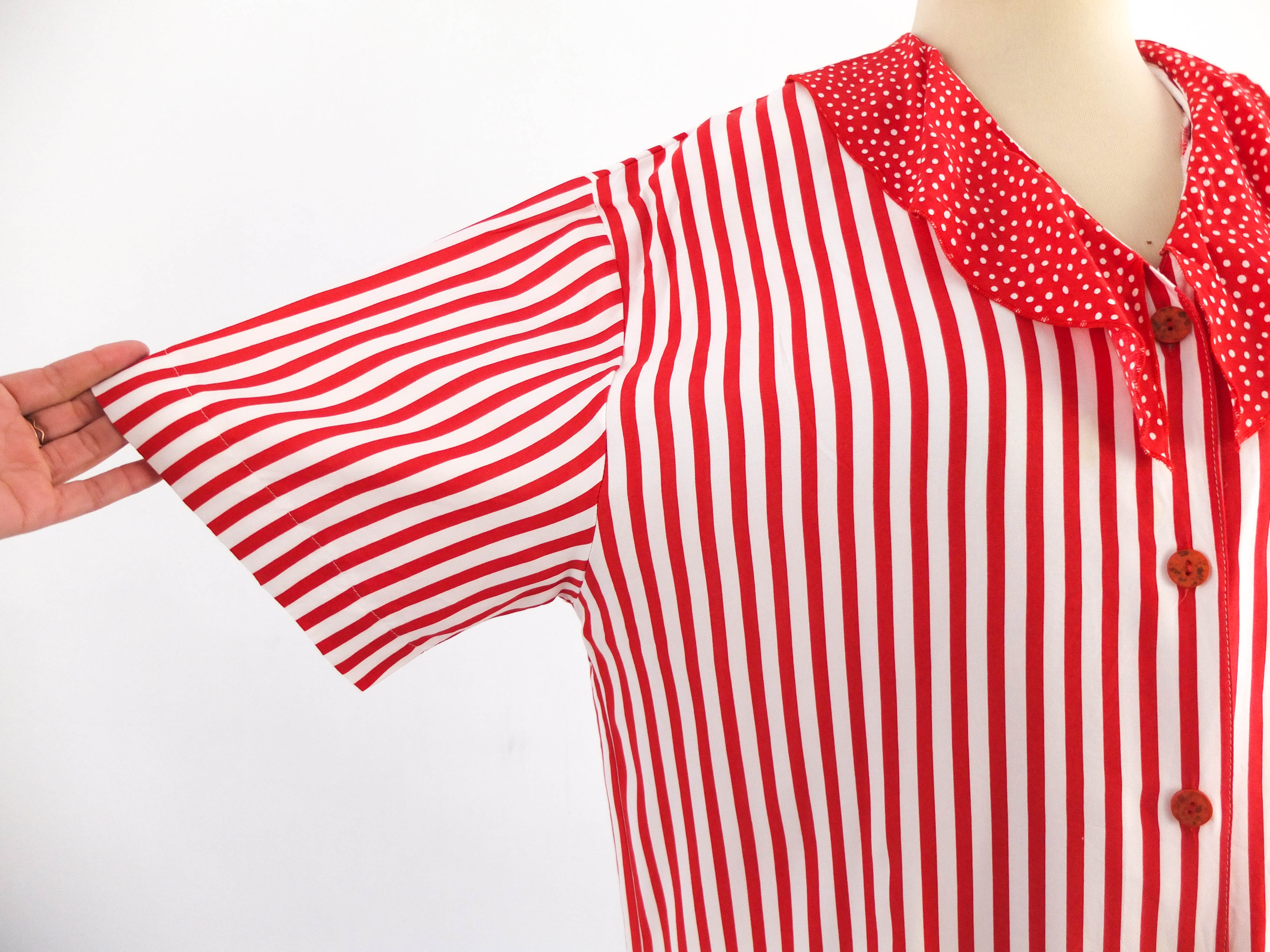 Vintage 80s red striped sailor collared blouse - Size M/L