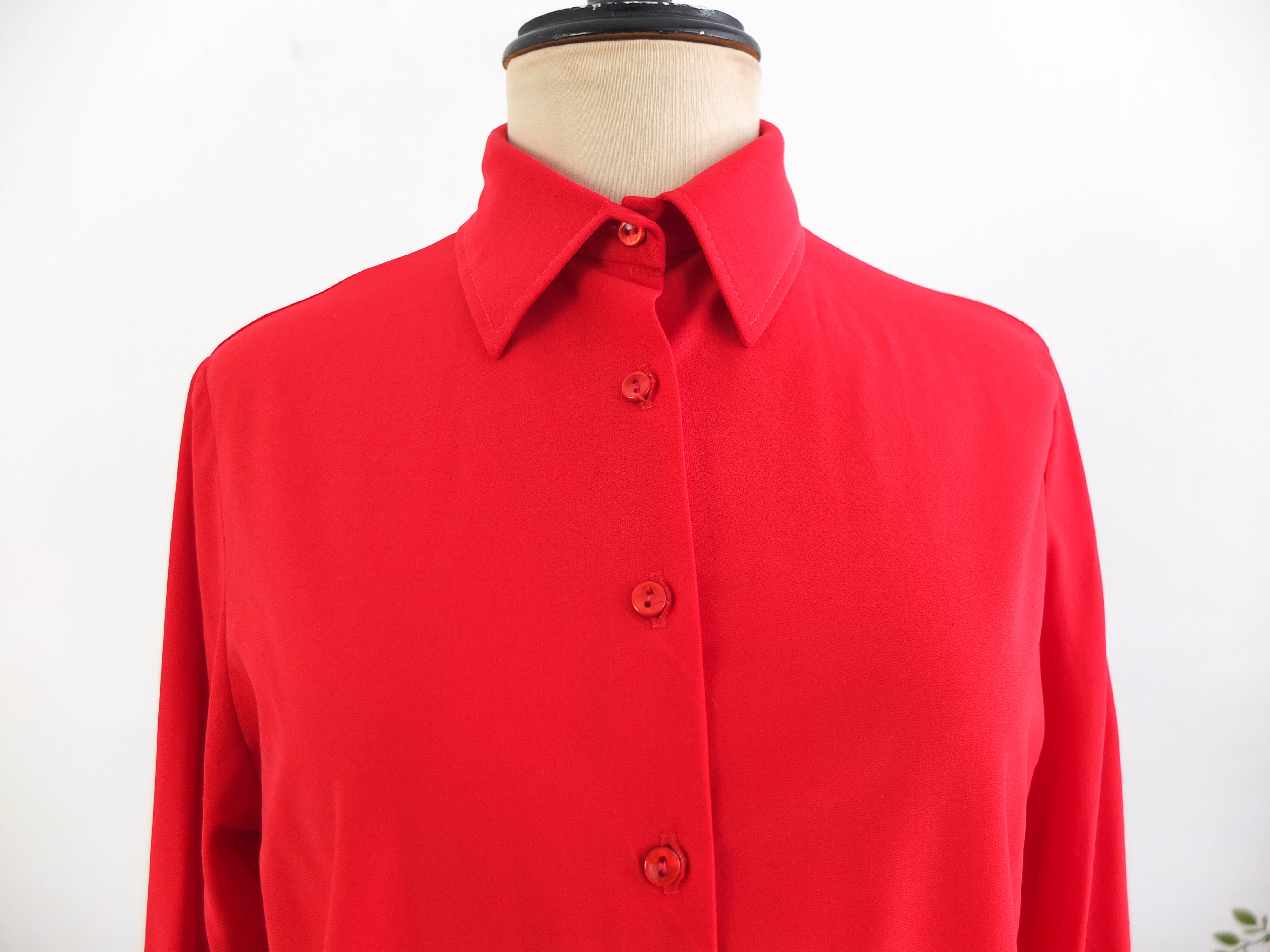 70s red button down shirt with long sleeve - Size M L RebecaVintageShop