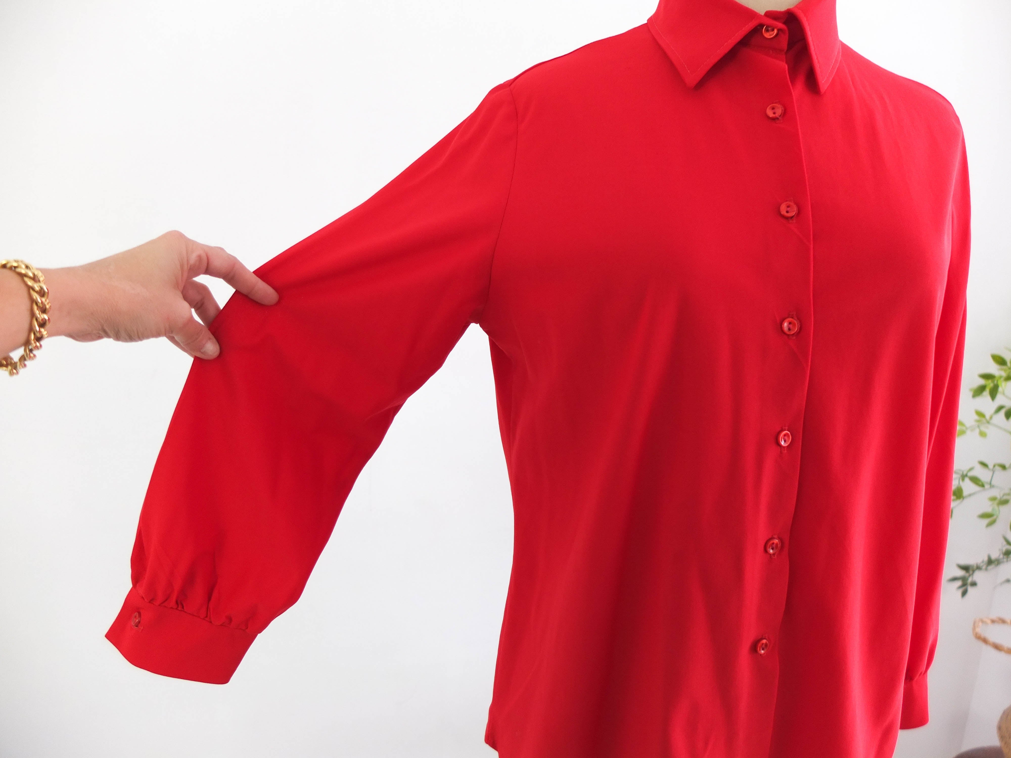 70s red button down shirt with long sleeve - Size M L RebecaVintageShop