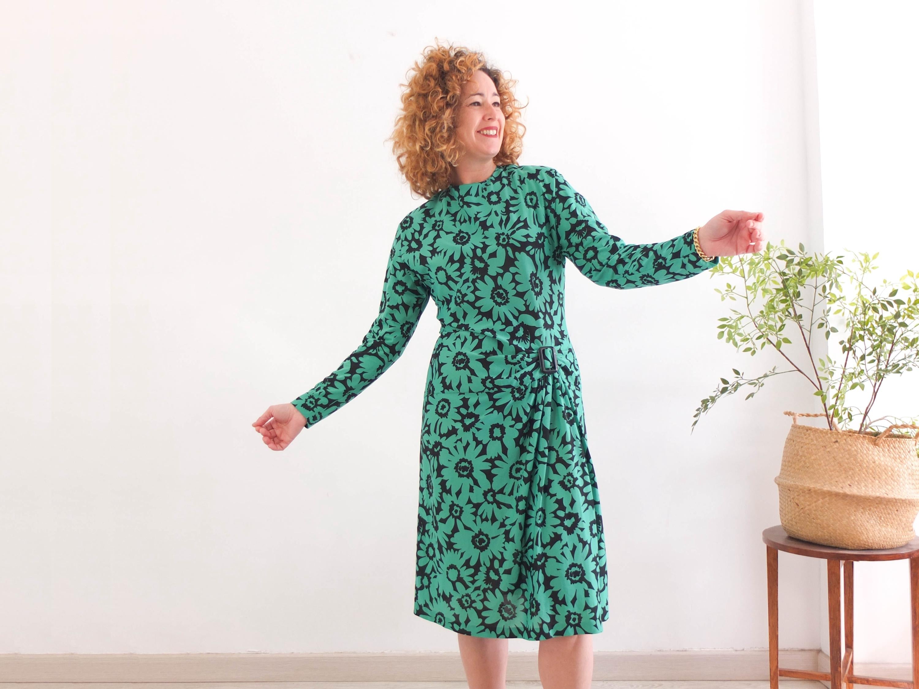 Vintage 1980s floral draped dress, 80s black green floral print midi dress, 80s cocktail batwing sleeve dress, 80s New Wave party dress, M RebecaVintageShop