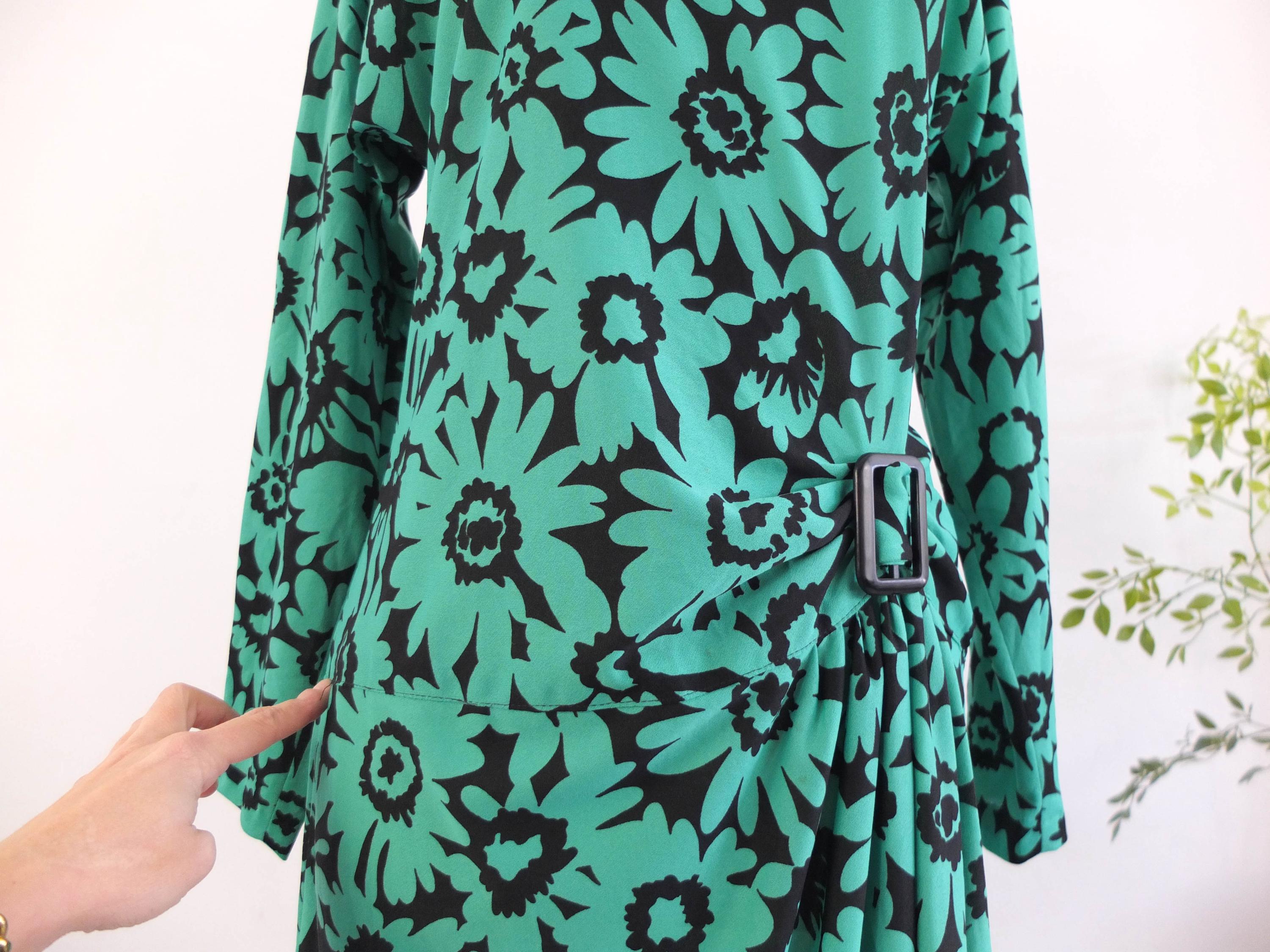 Vintage 1980s floral draped dress, 80s black green floral print midi dress, 80s cocktail batwing sleeve dress, 80s New Wave party dress, M RebecaVintageShop