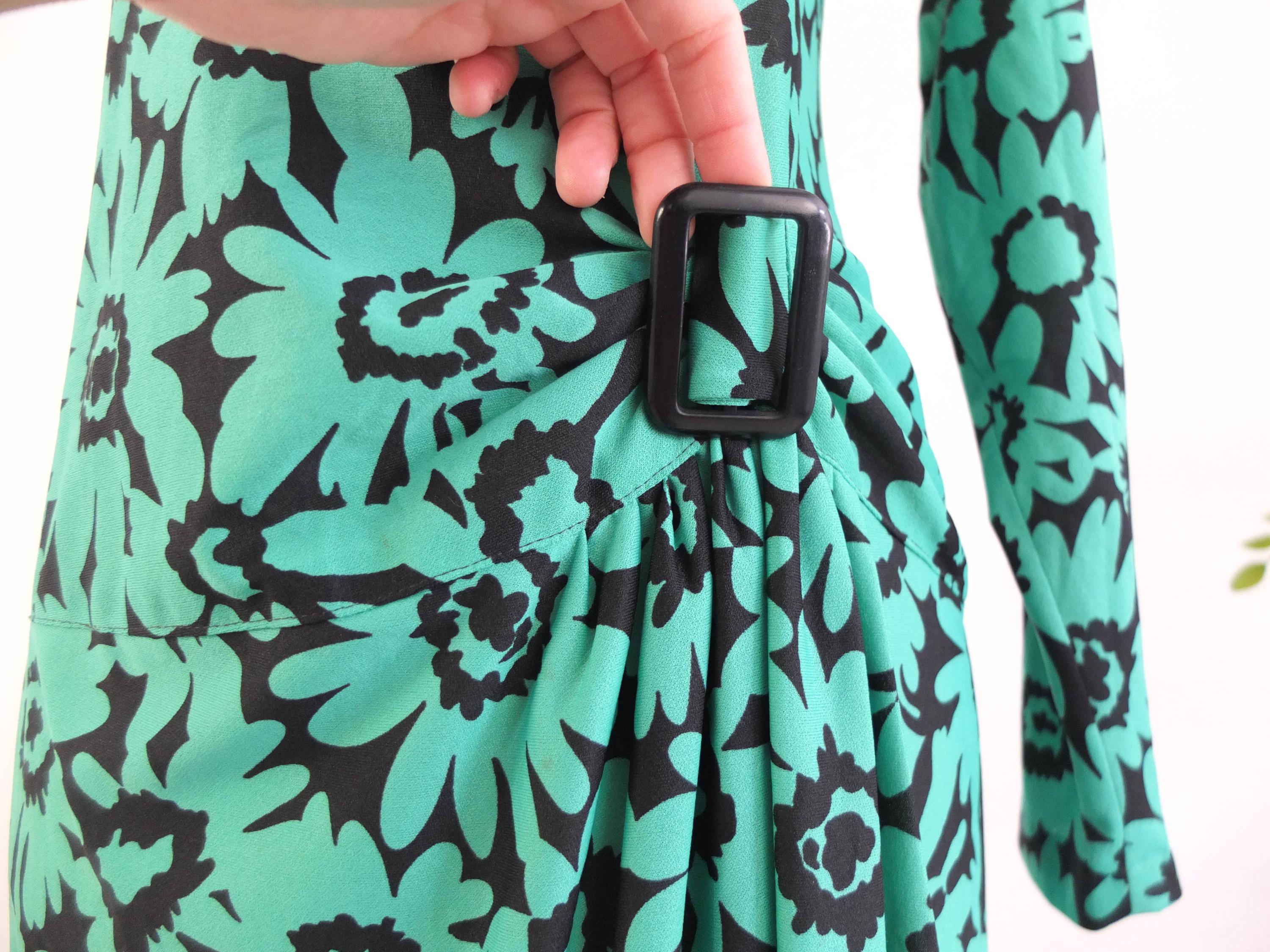 Vintage 1980s floral draped dress, 80s black green floral print midi dress, 80s cocktail batwing sleeve dress, 80s New Wave party dress, M RebecaVintageShop