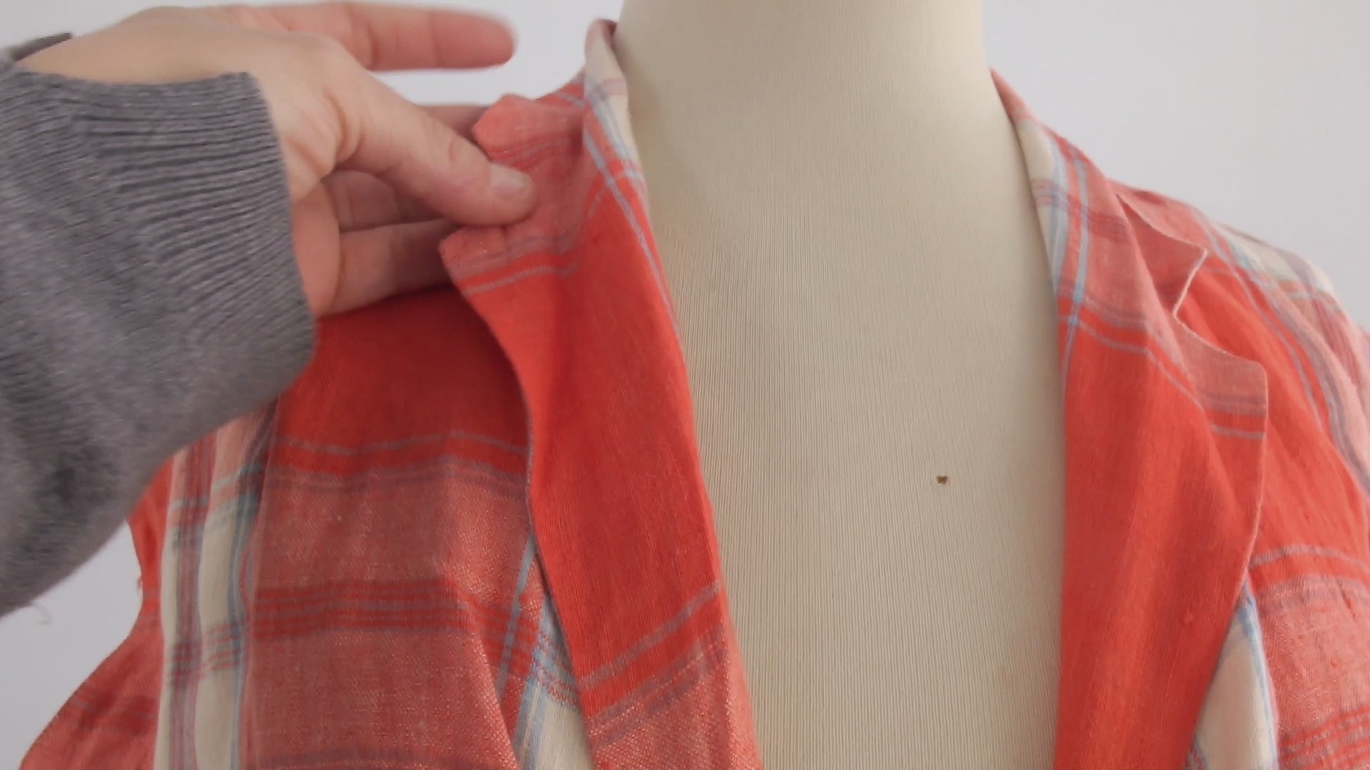 Vintage linen wrap top with orange checked - Size L