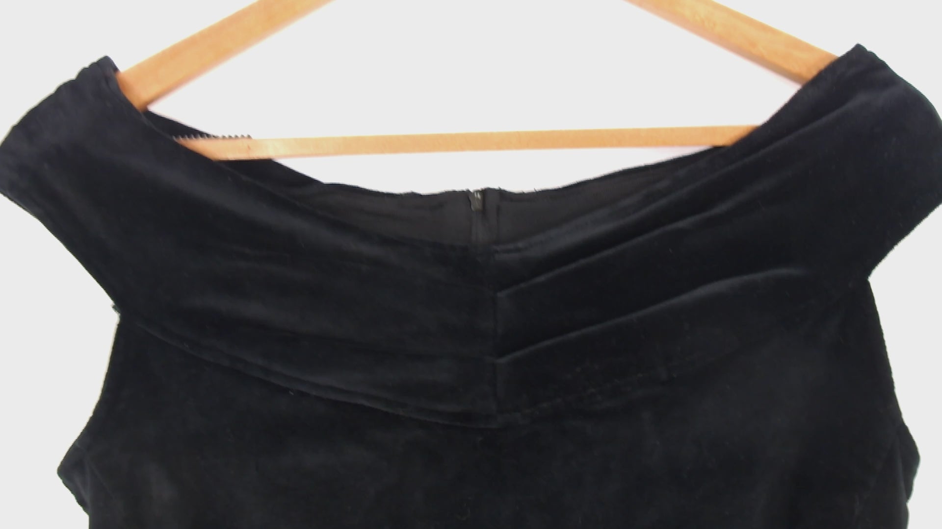 90s black mini velvet dress - Size S/M