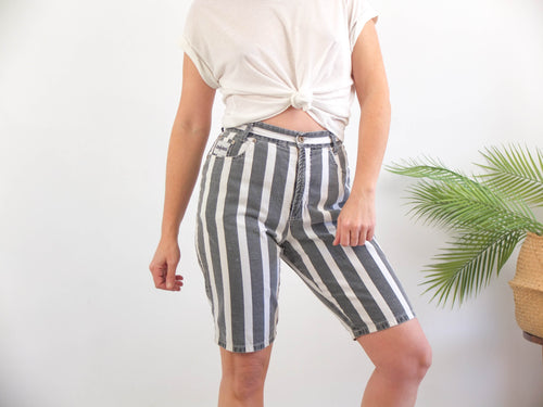Vintage 80er gestreifte Jeansshorts - M