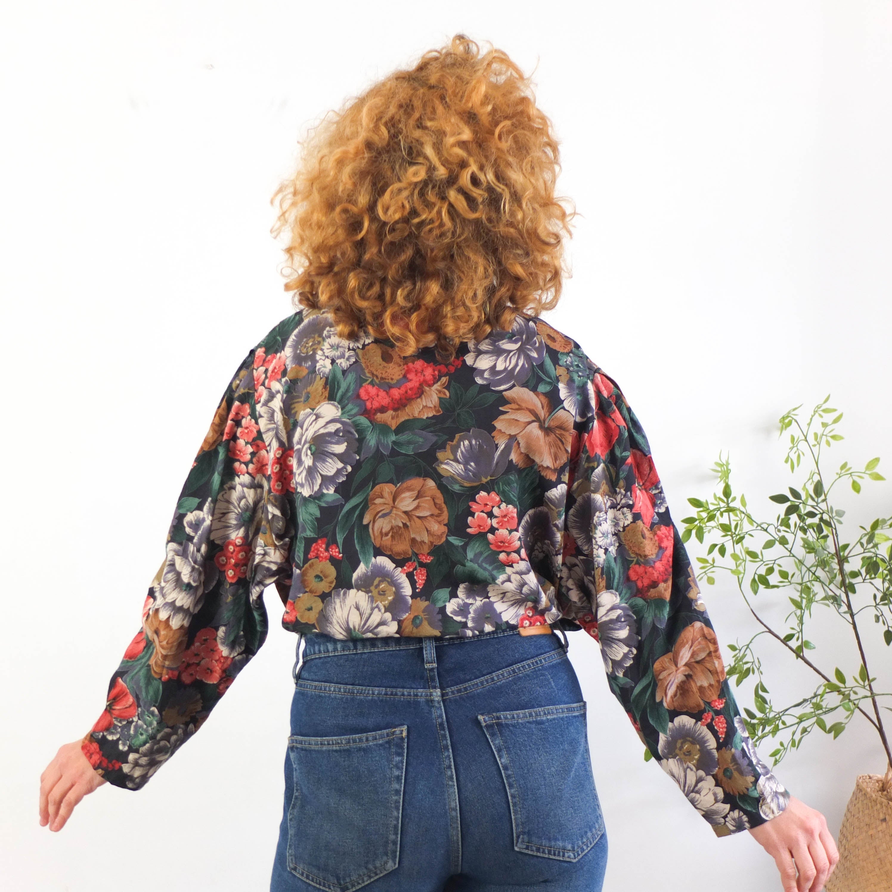 Vintage 80er Blumenbluse mit Puffärmeln - Größe XL/2XL