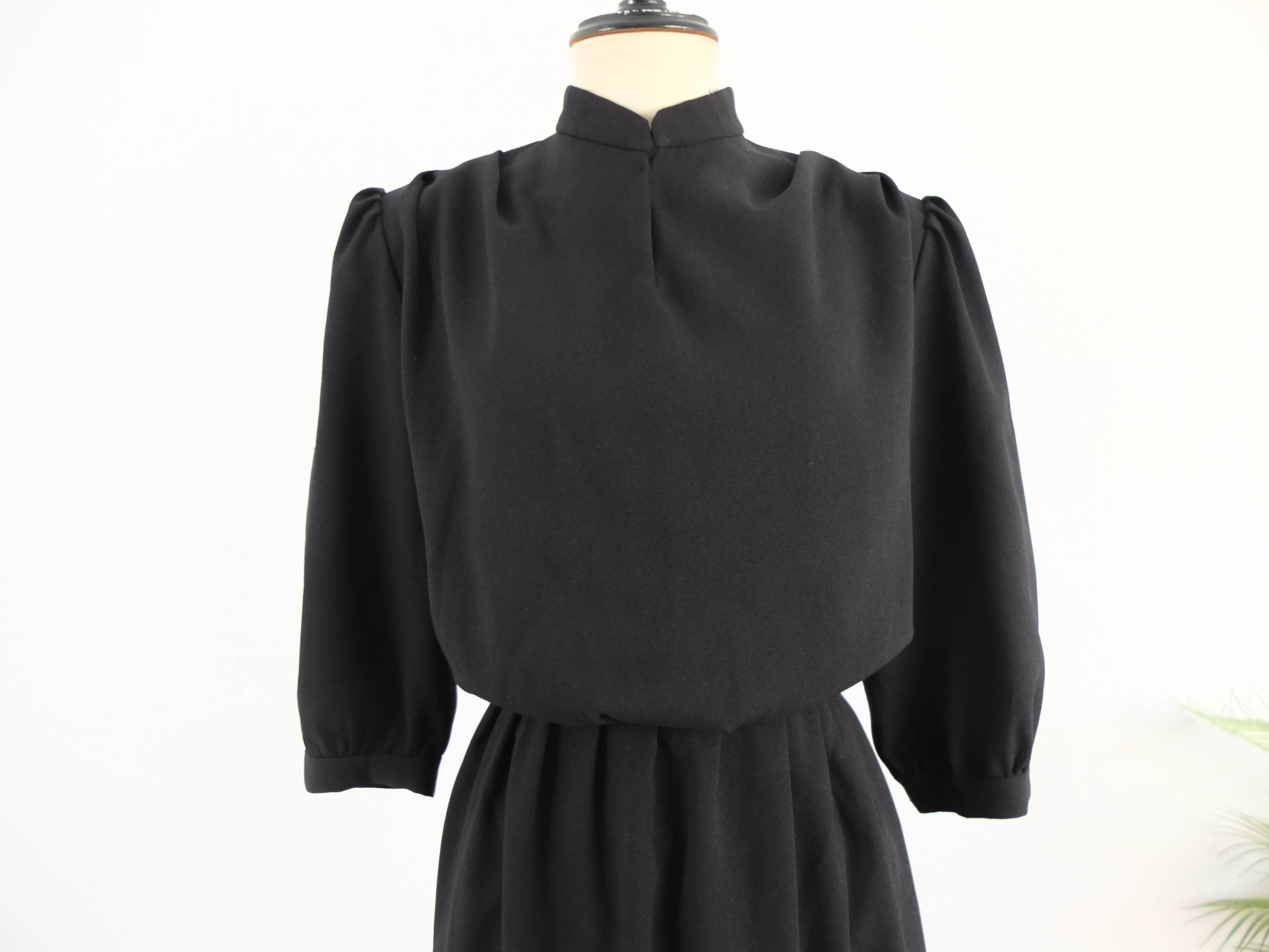 Vestido negro midi vintage 80s RebecaVintageShop