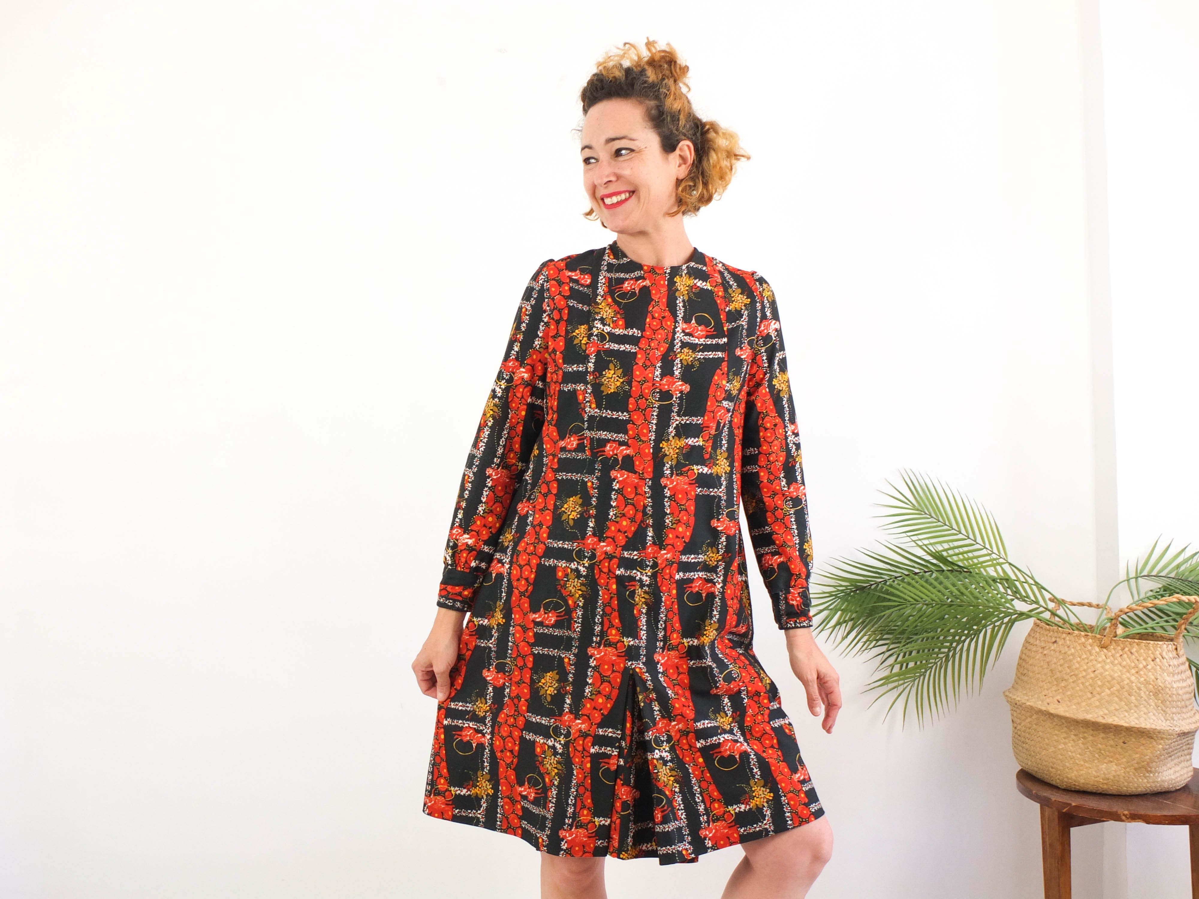Vintage 70er Jahre florales Mod-Minikleid mit langen Ärmeln - Größe M
