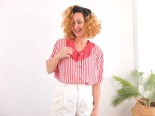 Vintage 80s red striped sailor collared blouse - Size M/L