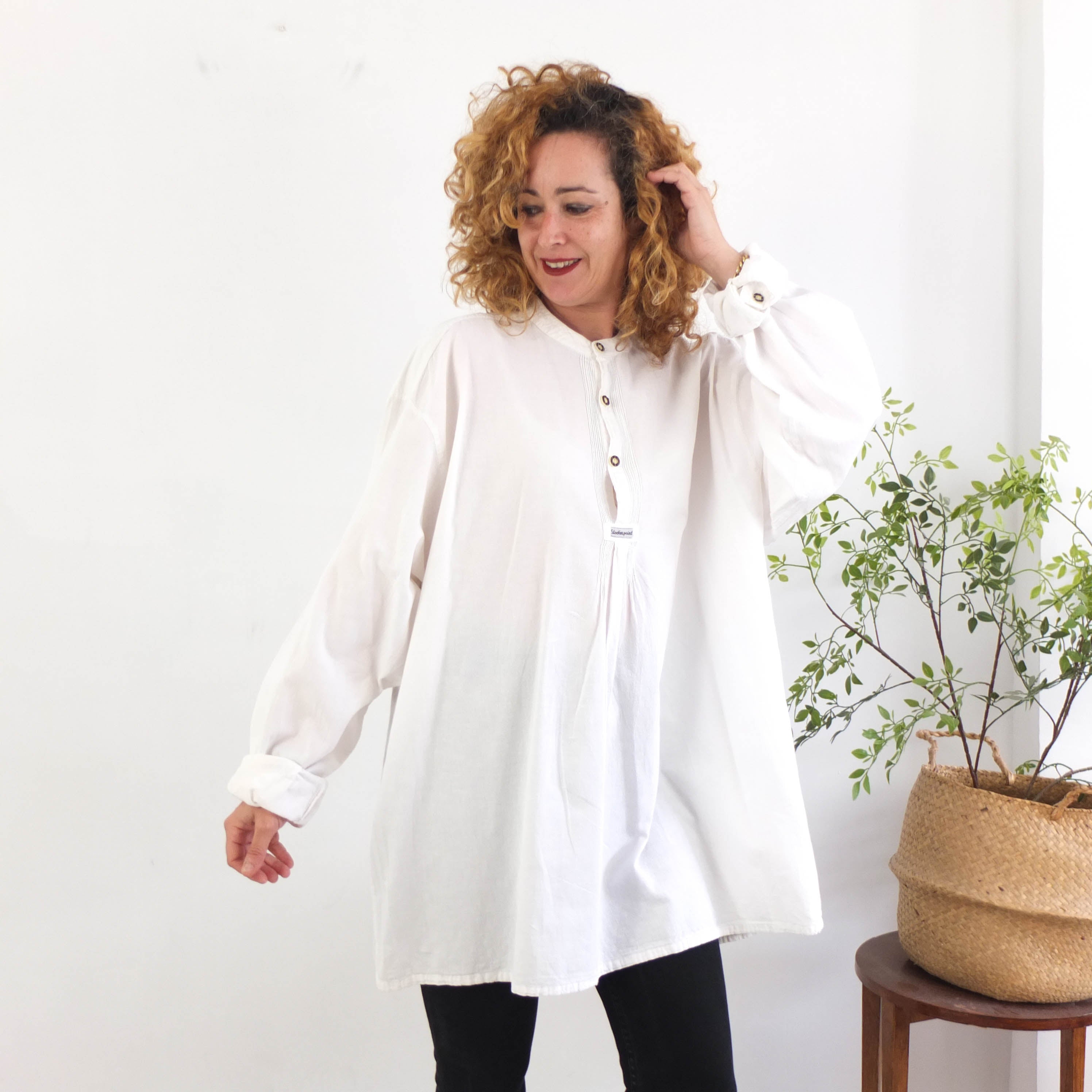 Camisa dirndl austriaca vintage de los 90s - Talla 2XL 3XL