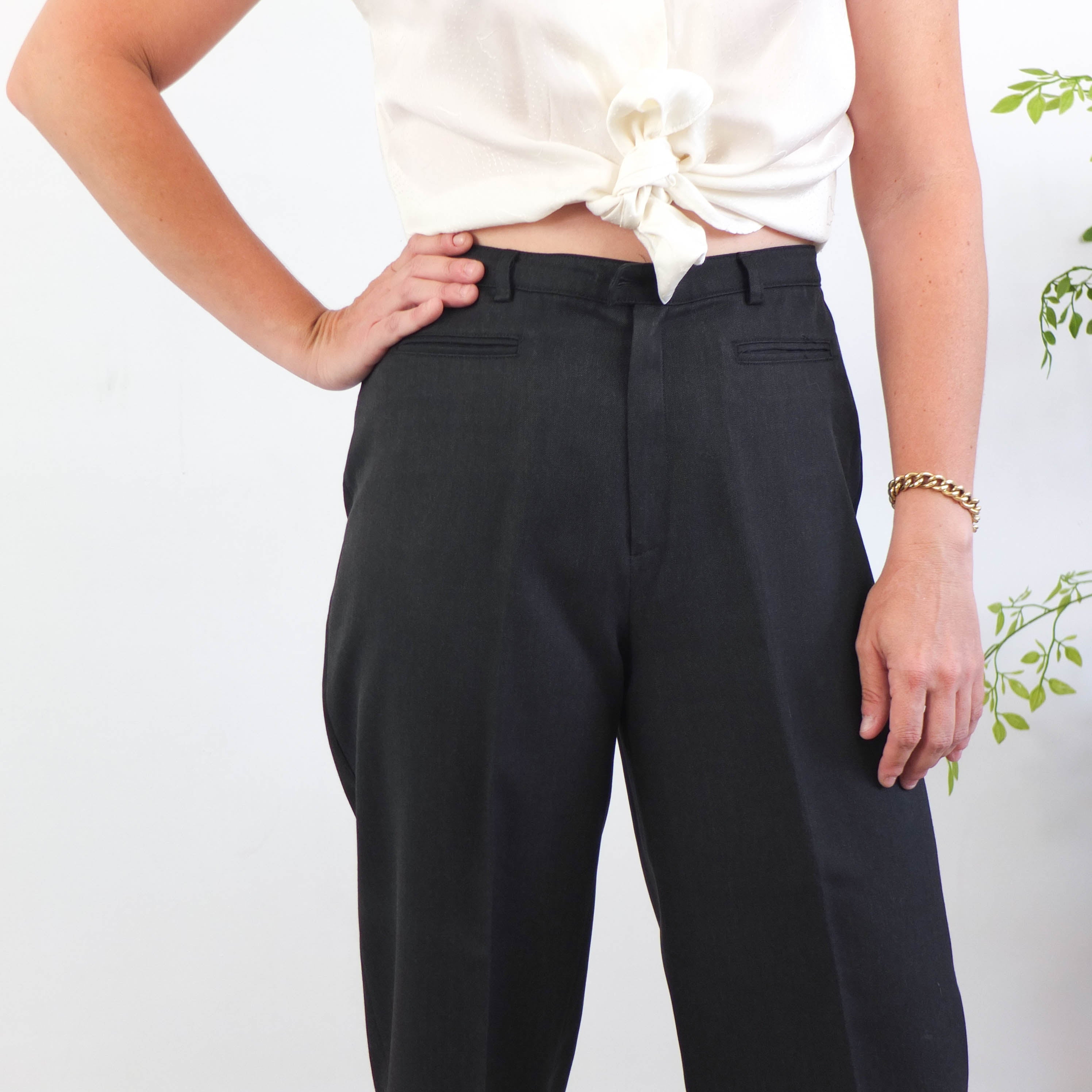 Vintage black wool Burberry trousers - Size L