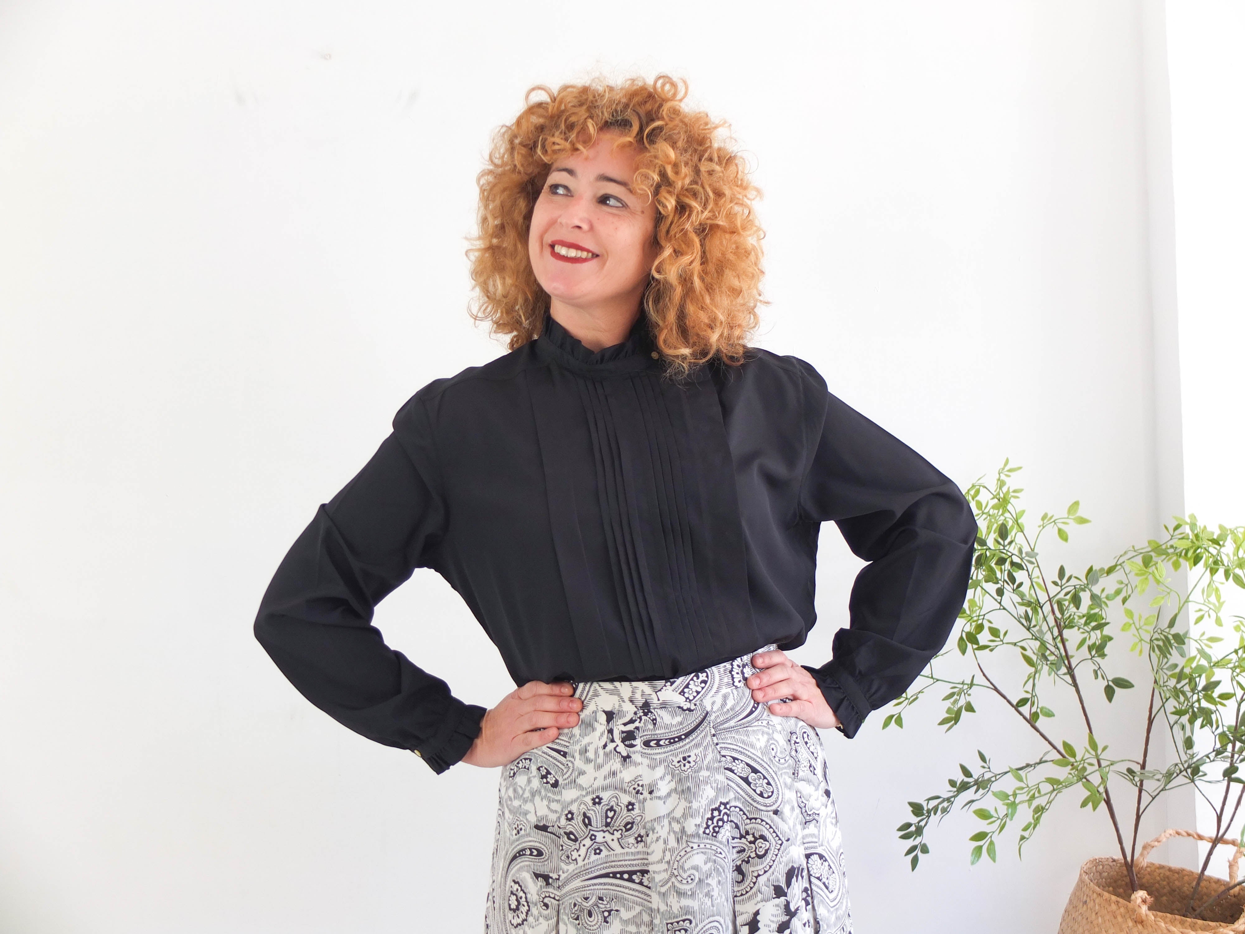 Vintage 80s Black Ruffled Blouse with Puff Sleeve - Size XL