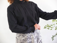 Vintage 80s Black Ruffled Blouse with Puff Sleeve - Size XL RebecaVintageShop