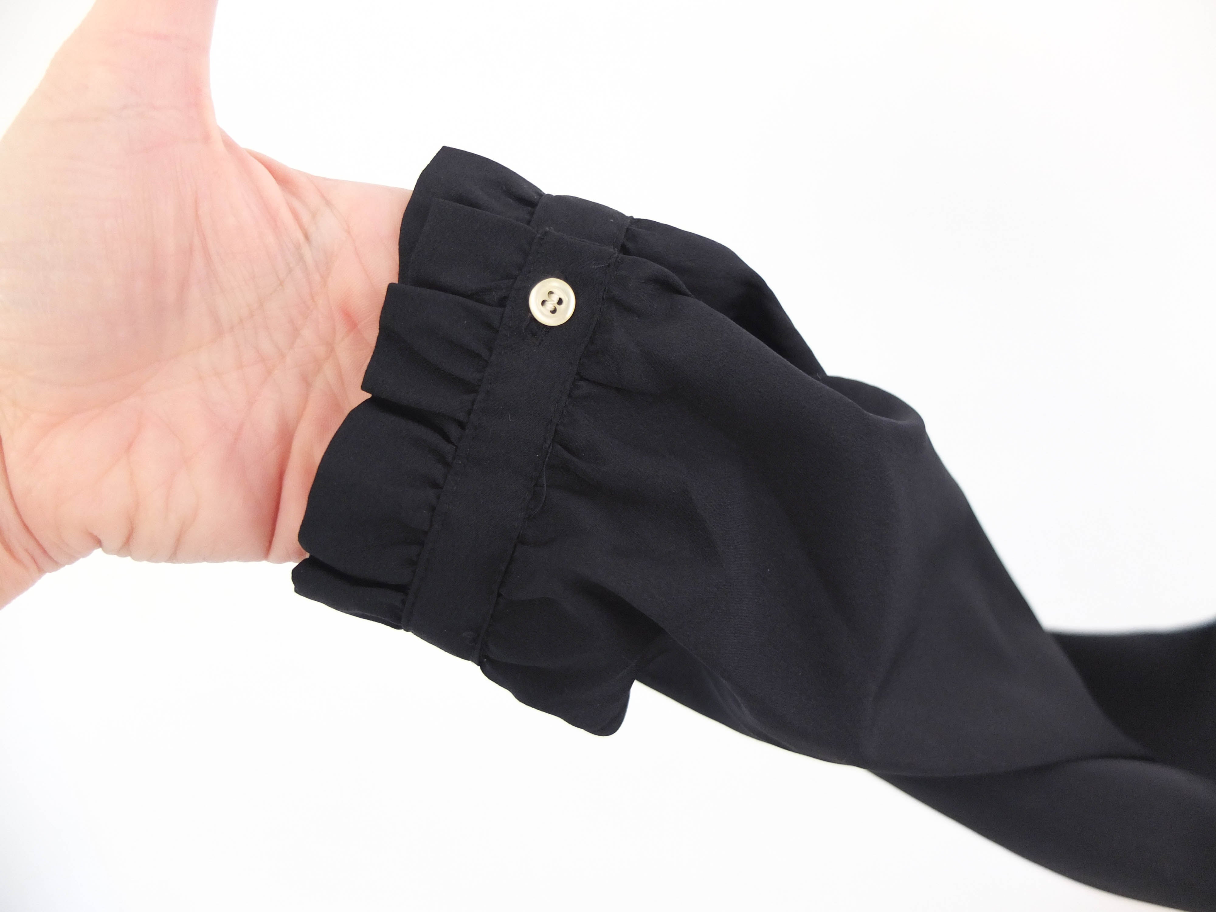 Vintage 80s Black Ruffled Blouse with Puff Sleeve - Size XL RebecaVintageShop