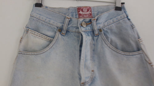 Vintage 90s high waist straight leg jeans in light wash - Size M