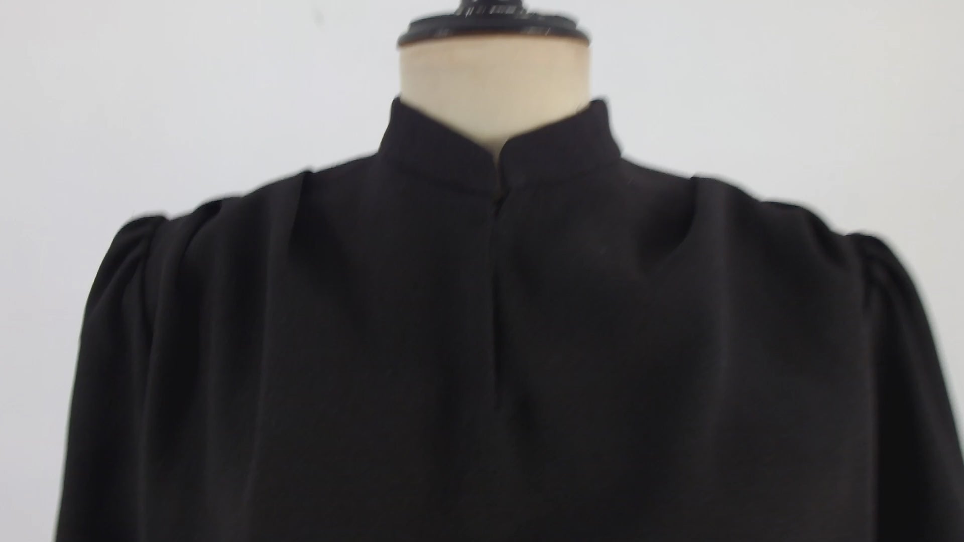 Vestido negro midi vintage 80s