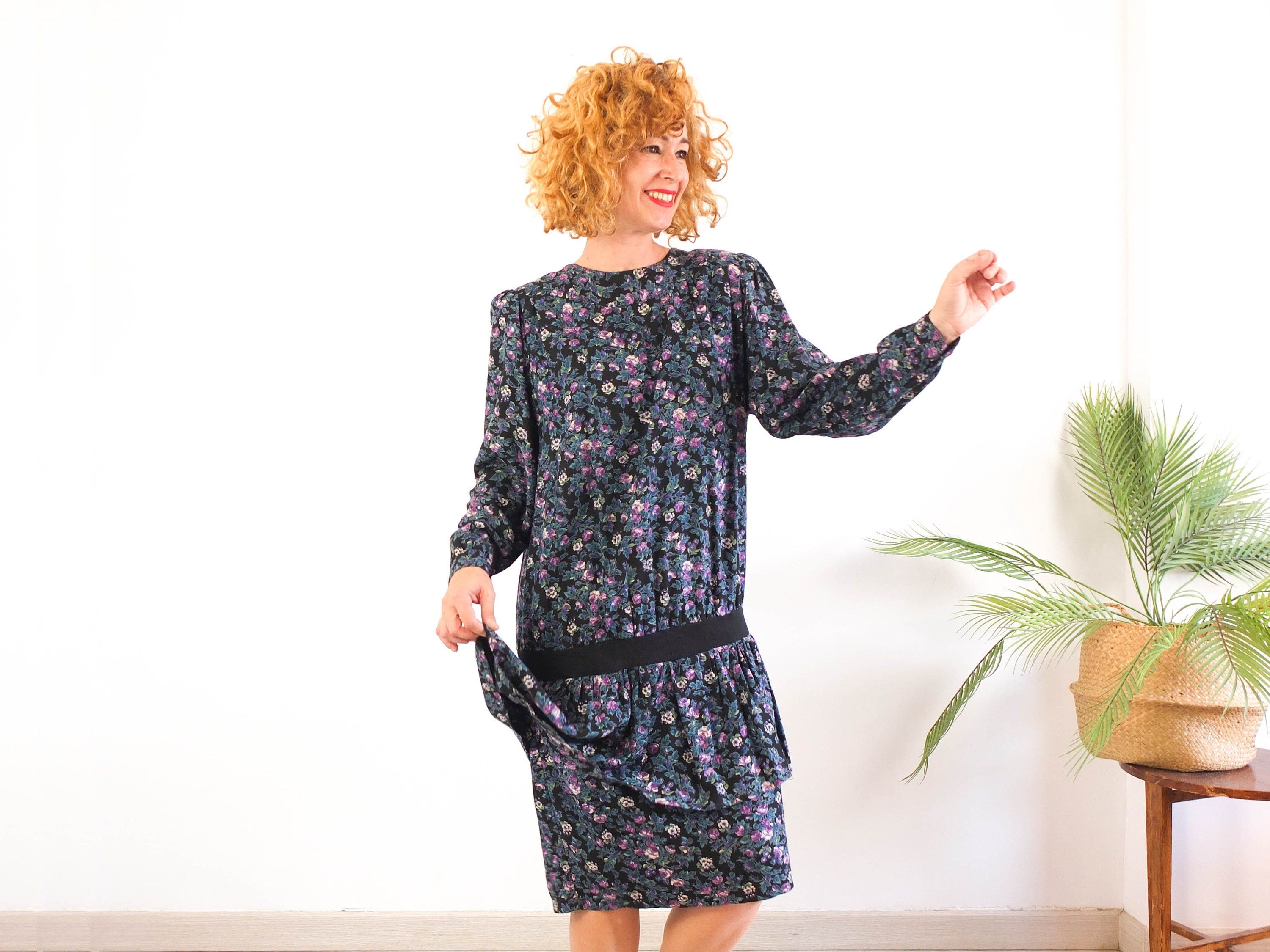 Vintage 80s floral drop waist dress with long sleeve