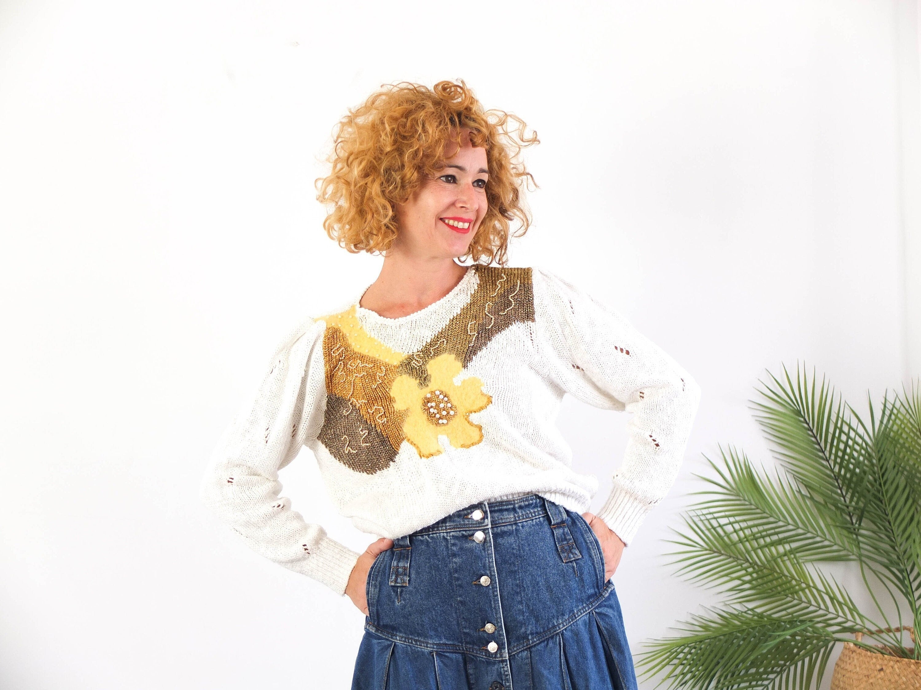 Vintage 80er-Jahre-Retro-Pullover für Damen, 1980er-Jahre-Pullover mit Perlenapplikationen, Lurex-Strickpullover mit Blumenmuster, Kitsch-Pullover mit Puffärmeln, Größe SM