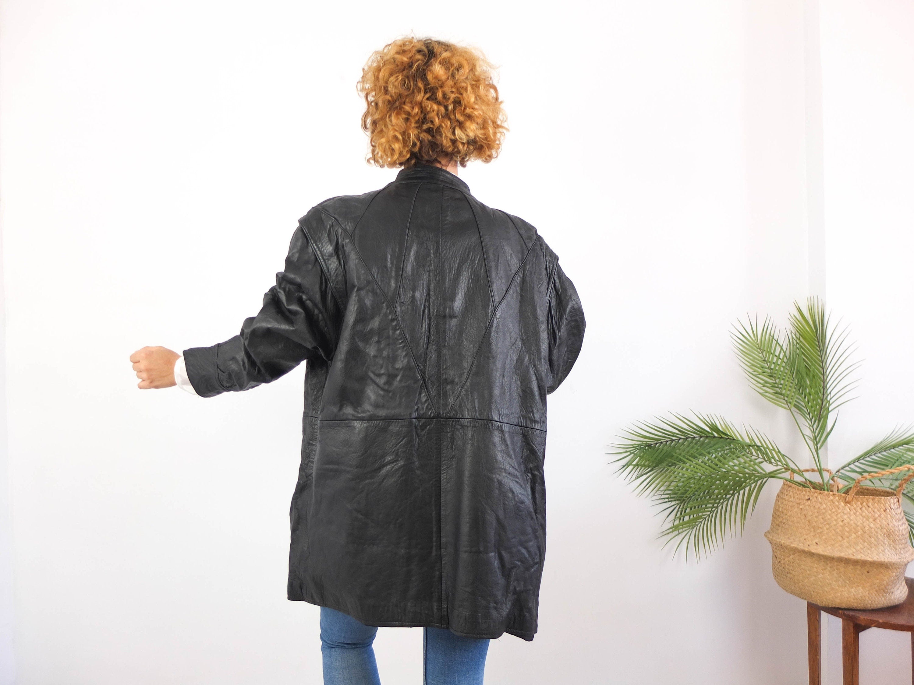 Chaqueta de cuero negra oversized vintage 80s