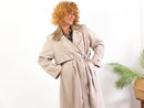 Gabardina beige larga vintage 90s de estilo clásico oversized RebecaVintageShop
